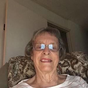 Meet your Posher, Catherine